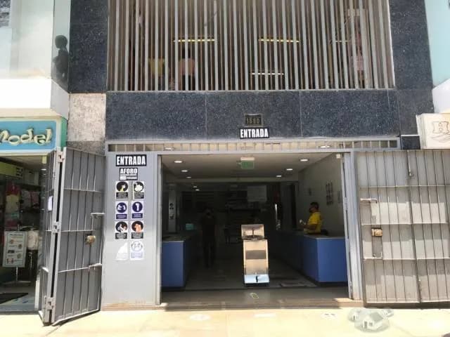 OCASIÓN VENDO TIENDA EN GAMARRA — foto 2