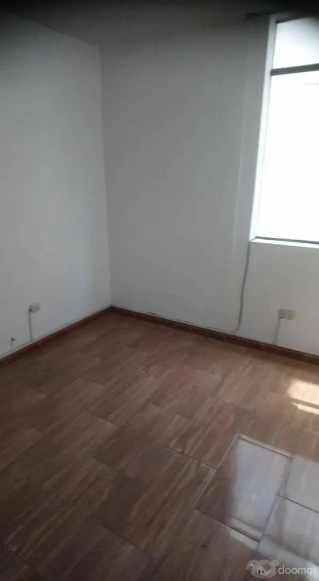 SE ALQUILA OFICINA LOS OLIVOS PRIMER PISO — foto 3