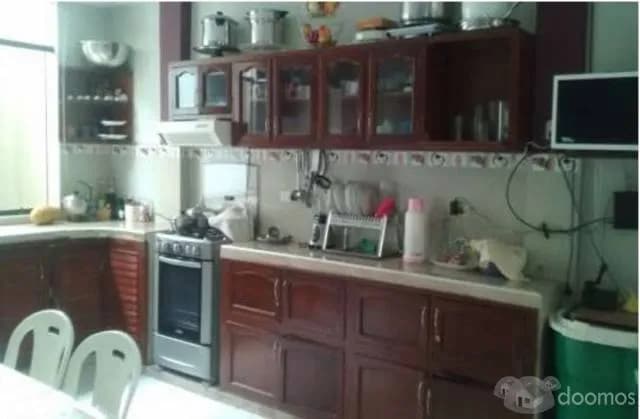 LINDA CASA EN VENTA URB. MIRAFLORES - PIURA — foto 5