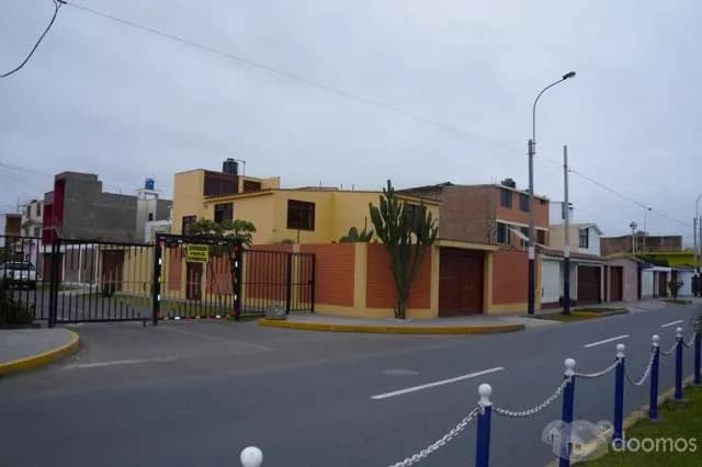 Venta Casa en esquina 260 m2 - Av. Ballestas Chorrillos — foto 5
