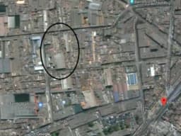 VENDO LOCAL: 1.800 M2. CERCADO DE LIMA