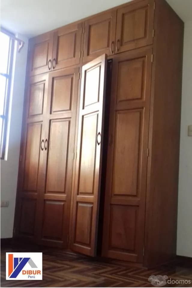 CASA EN VENTA URB EL GOLF DE TRUJILLO — foto 3