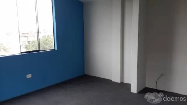 ALQUILO HABITACION AMPLIA FRENTE A PARQUE — foto 2