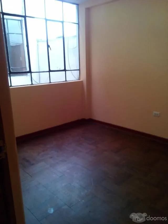 VENTA DEPARTAMENTO URB VENTURA ROSSI RIMAC — foto 7