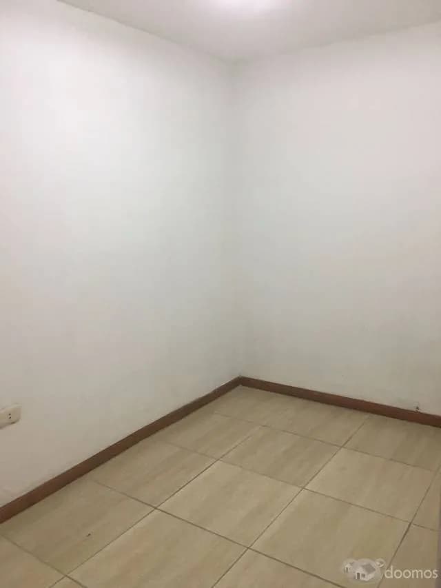 Alquilo Minidepartamento con ingreso independiente para señorita sola — foto 4