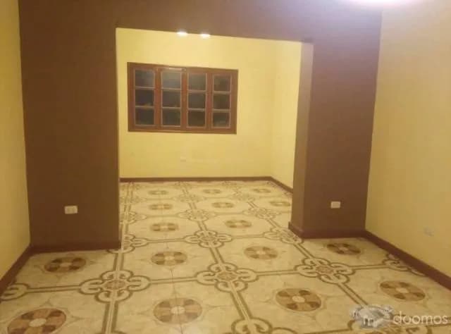 VENTA CASA CALLAO ( ESPALDA SEDAPAL) ALT. HOSPITAL CARRION — foto 1