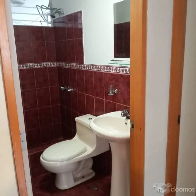ALQUILO BONITO DEPARTAMENTO EN CON DOMINIO LA FLORESTA — foto 4