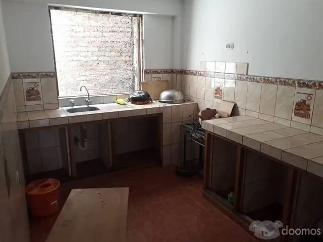 VENTA DE CASA Y LOCAL COMERCIAL, 4 PISOS URBANO — foto 7