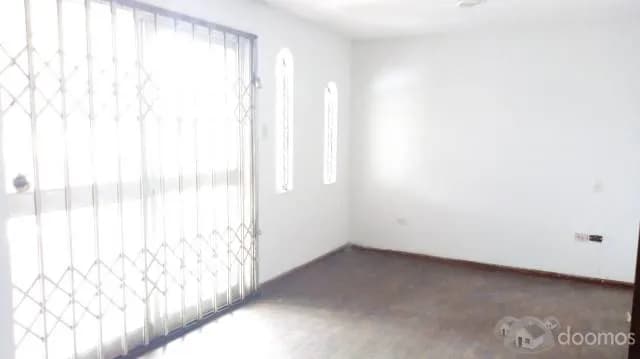 CASA EN SAN JUAN DE MIRAFLORES — foto 6