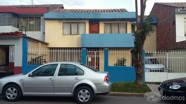 CASA A PRECIO DE TERRENO — foto 1