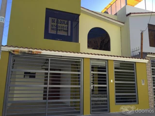 ALQUILO HERMOSA CASA 2 PISOS EN JARDINES DE VILLA - SAMEGUA - MOQUEGUA — foto 2