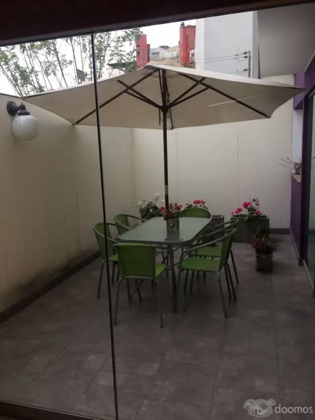 DEPARTAMENTO PRIMER PISO EN CASUARINAS 141 M2 CON TERRAZA FRONTAL — foto 1