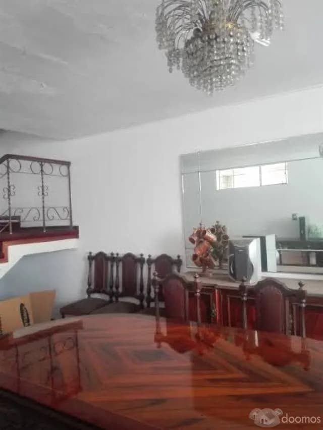 OCASION CASA PARA REMODELAR !!! EN SURCO CERCA AL POLO — foto 2