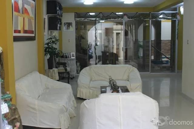 OCASIÓN!!VENDO ESTUPENDA CASA PUEDE USARSE COMO OFICINA — foto 1