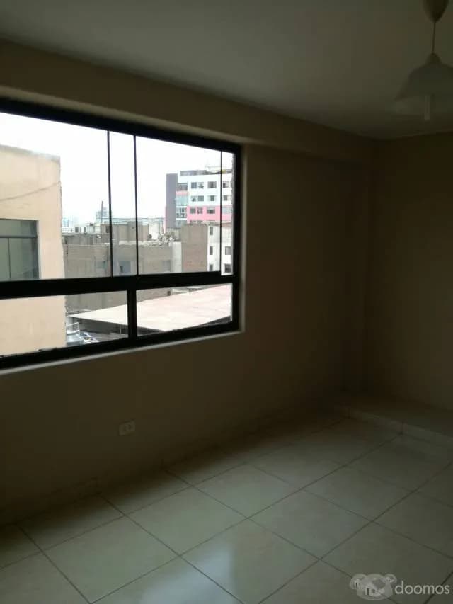VENDO DEPARTAMENTO EN 4TO PISO EXCELENTE UBICACION — foto 2