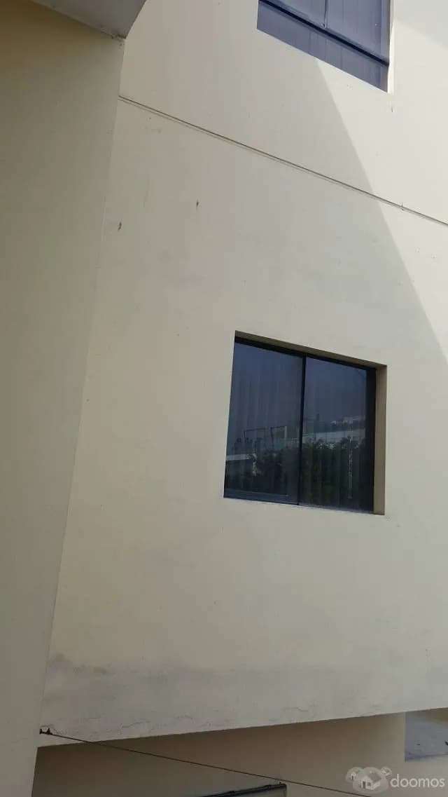 SAN ISIDRO ZONA TRANQUILA CASA DE 3 PISOS — foto 6