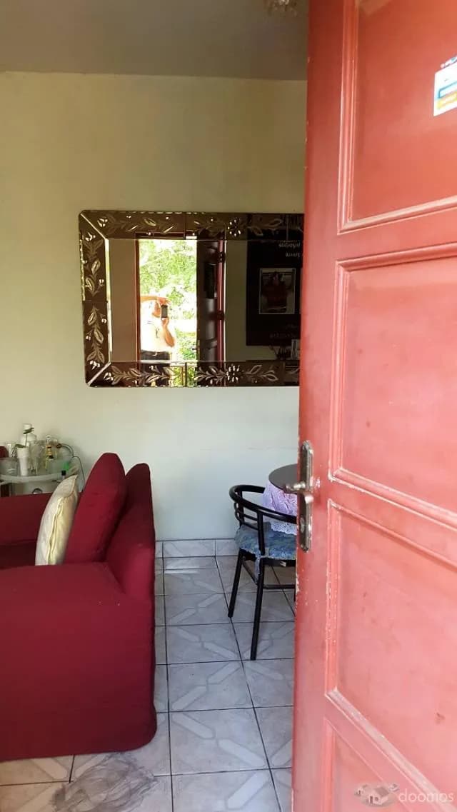 SAN ISIDRO ZONA TRANQUILA CASA DE 3 PISOS — foto 7