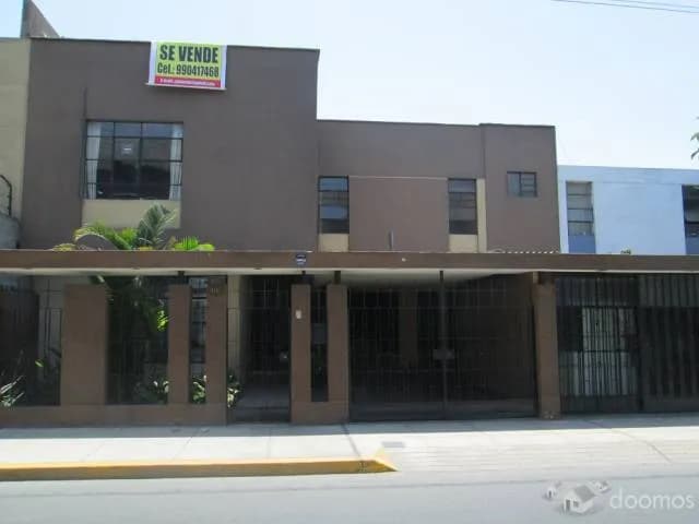 VENTA DE CASA PRECIO DE OCASIÓN - AV. TOMÁS MARSANO - URB. VISTA ALEGRE - SURCO — foto 1