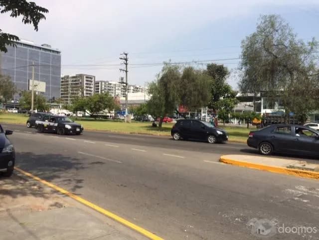 Alquilo local en Av. Javier Prado cuadra 60 — foto 2