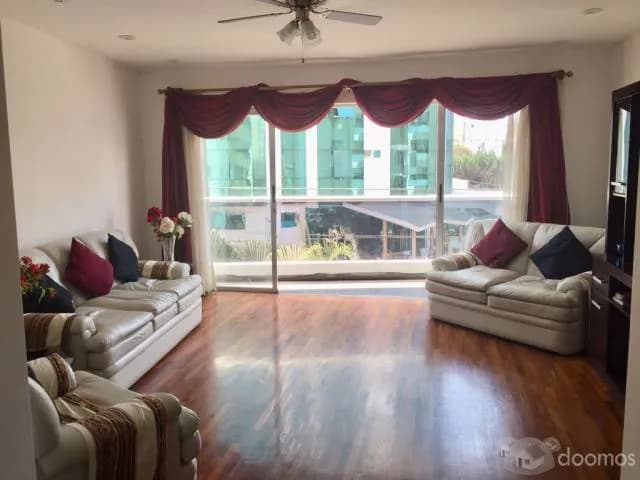 OCASIÓN. SE VENDE MODERNO,LINDO E ILUMINADO DEPARTAMENTO. MIRAFLORES — foto 1