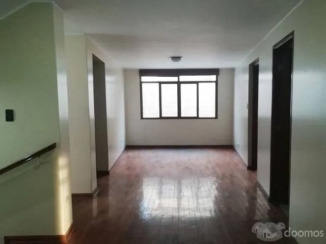 PRECIOSA CASA EN LA ENSENADA DE LA MOLINA, FRENTE A PARQUE — foto 15