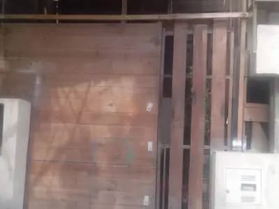VENDO  CASA  UN PISO  EN VILLA  MARIA TRIUNFO   CERCA  A  MUNICIPIO