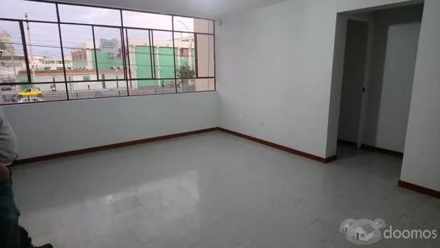 Vendo Departamento  en 2do piso — foto 1