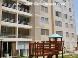 Vendo dpto en Chorrillos limite con Surco, 80m2, 3dorms, 3er piso, $75,000