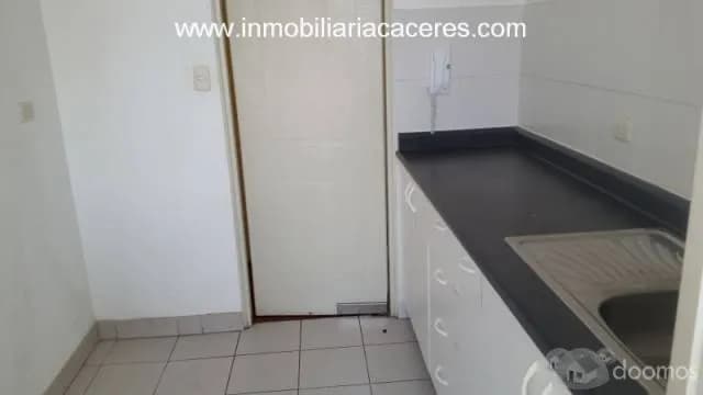 Vendo dpto en Chorrillos limite con Surco, 80m2, 3dorms, 3er piso, $75,000 — foto 11