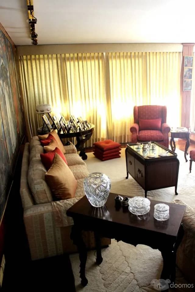 VENDO RESIDENCIA EN AV. BOLOGNESI EN YANAHUARA — foto 4