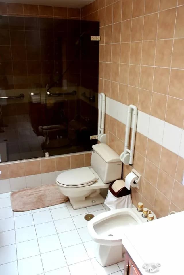 VENDO RESIDENCIA EN AV. BOLOGNESI EN YANAHUARA — foto 13
