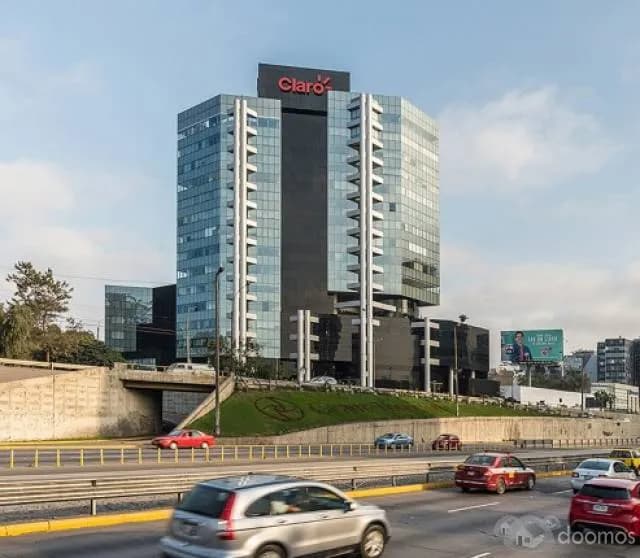 ALQUILER DE OFICINAS IMPLEMENTADAS EN TORRE SAN ISIDRO — foto 1