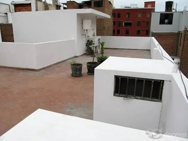 VENDO AMPLIA CASA EN SAN MIGUEL — foto 7