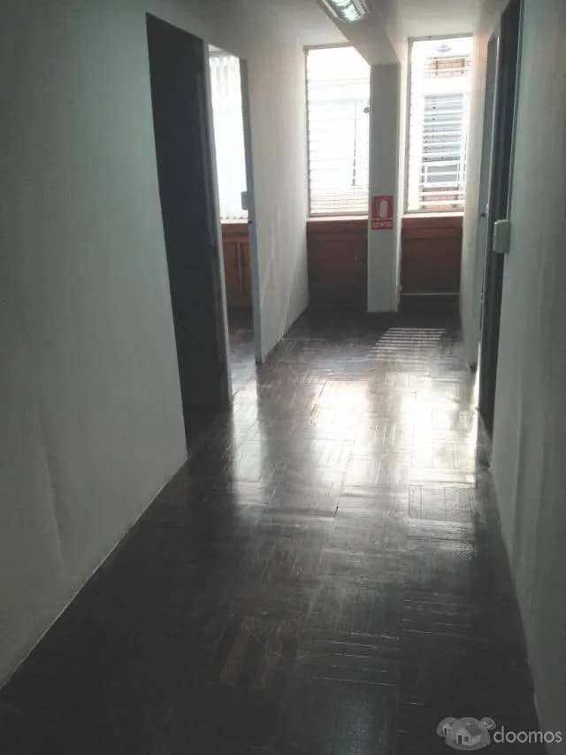 Alquiler de Oficina de 8 ambientes en San Isidro — foto 4
