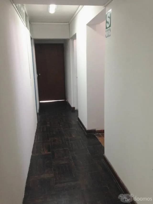 Alquiler de Oficina de 8 ambientes en San Isidro — foto 5