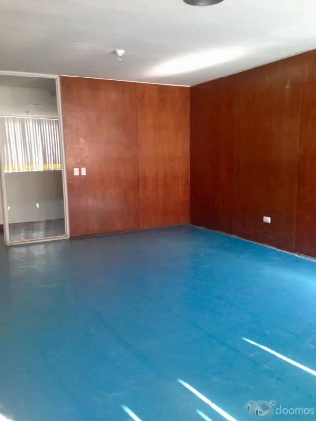 Alquiler de Oficina de 8 ambientes en San Isidro — foto 8