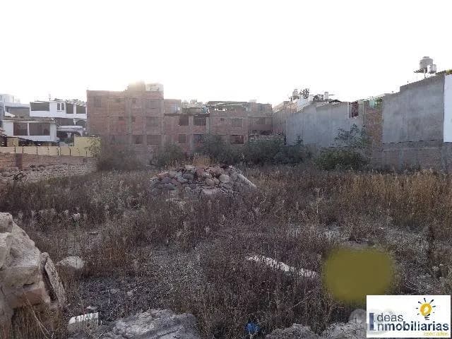 VENDO TERRENO EN AV. BOLOGNESI YANAHUARA — foto 1