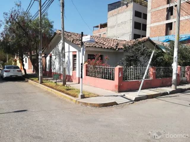 CASA DE 250 MT ESQUINA EN URB LA FLORIDA - WANCHAQ - CUSCO — foto 1