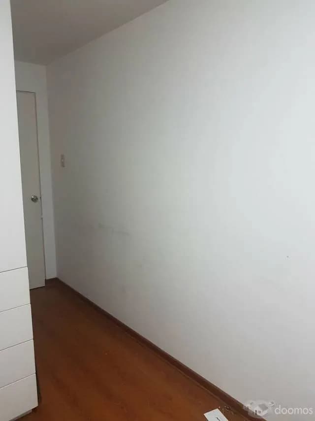 Alquilo HABITACION para señorita que trabaje — foto 1