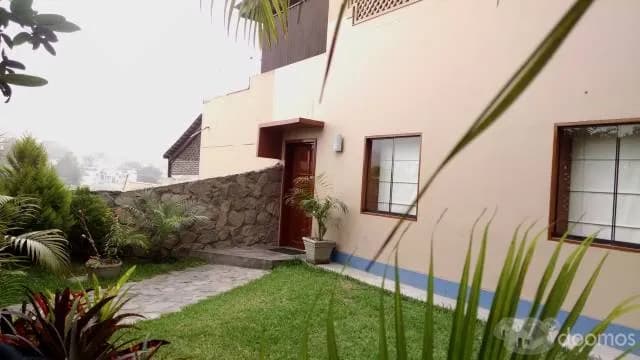 DEPARTAMENTO FRENTE A LA LAGUNA DE LA MOLINA — foto 2