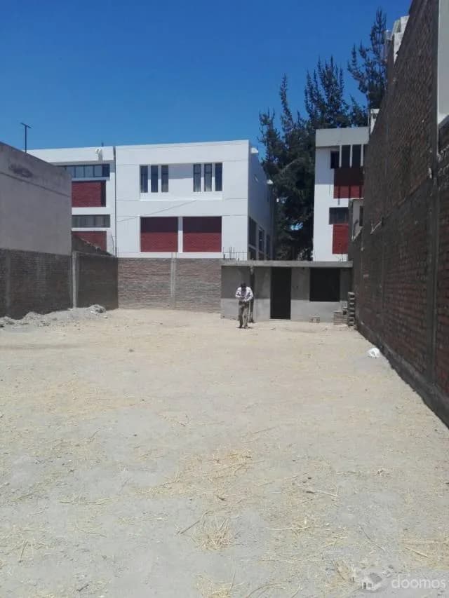 Vendo Hermoso Terreno 300 mts cuadrados — foto 1
