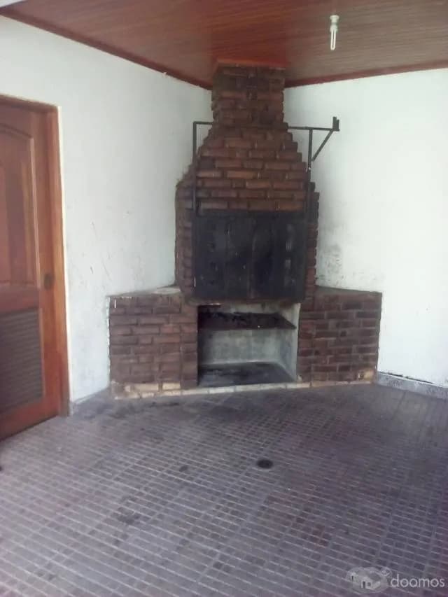 SE VENDE CASA CON PISCINA — foto 8
