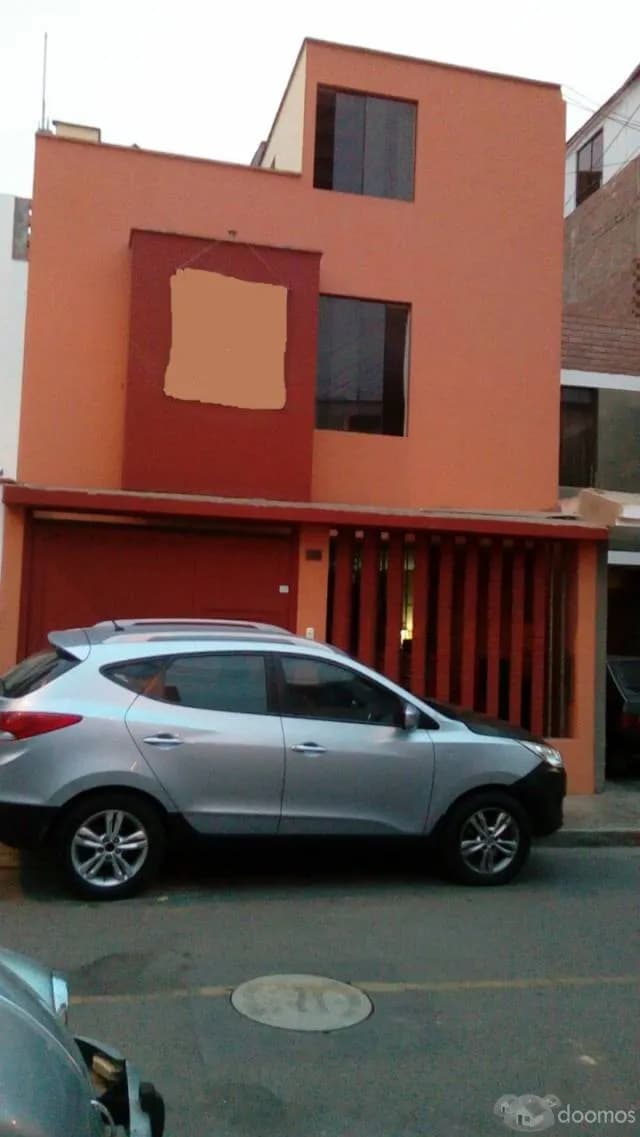 SE VENDE CASA HERMOSA EN EL DISTRITO DE SURCO — foto 1