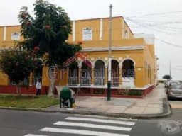 CASA EN SEGUNDO PISO DE 300 M2