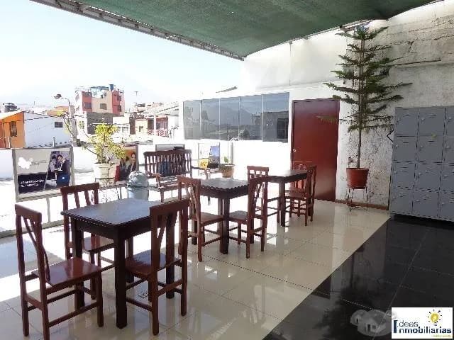 VENDO AMPLIA CASONA EN EL CENTRO DE LA CIUDAD — foto 4