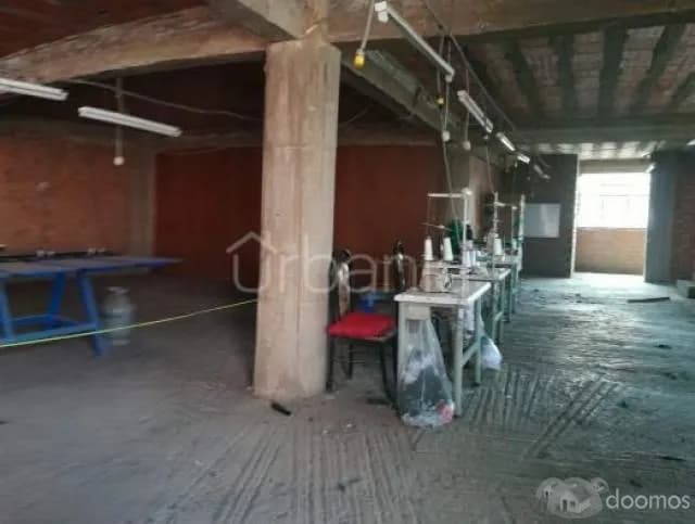 LOCAL COMERCIAL EN SJL EXCELENTE OPORTUNIDAD — foto 4