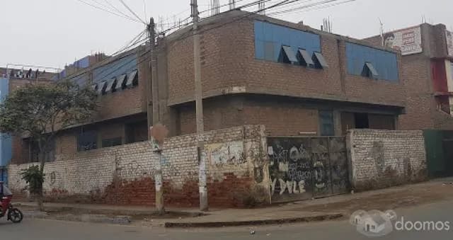 LOCAL COMERCIAL EN SJL EXCELENTE OPORTUNIDAD — foto 7