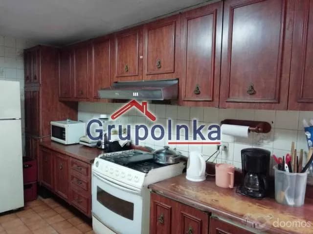 HERMOSA CASA EN VENTA EN EXCELENTE ZONA DE LA MOLINA — foto 4