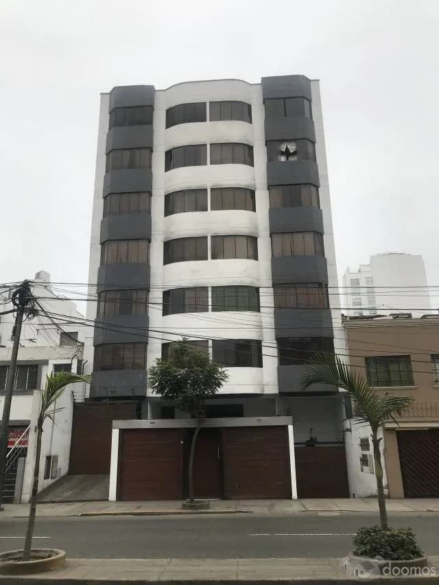 Se vende departamento en Miraflores — foto 1