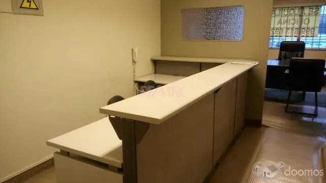ALQUILO ACOGEDORA OFICINA BIEN UBICADA EN MIRAFLORES — foto 9